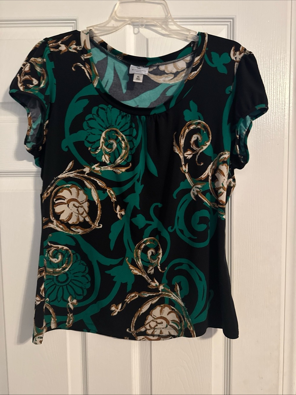 Worthington Black Green and Gold Scroll Print Short Sleeve Top